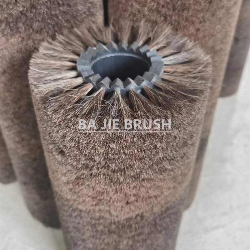 Horse Hair Segment Brush